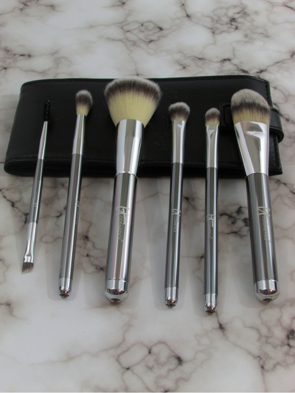 IT IS AN IT COSMETICS BRUSH SET GIVEAWAY - Glam and Uncensored